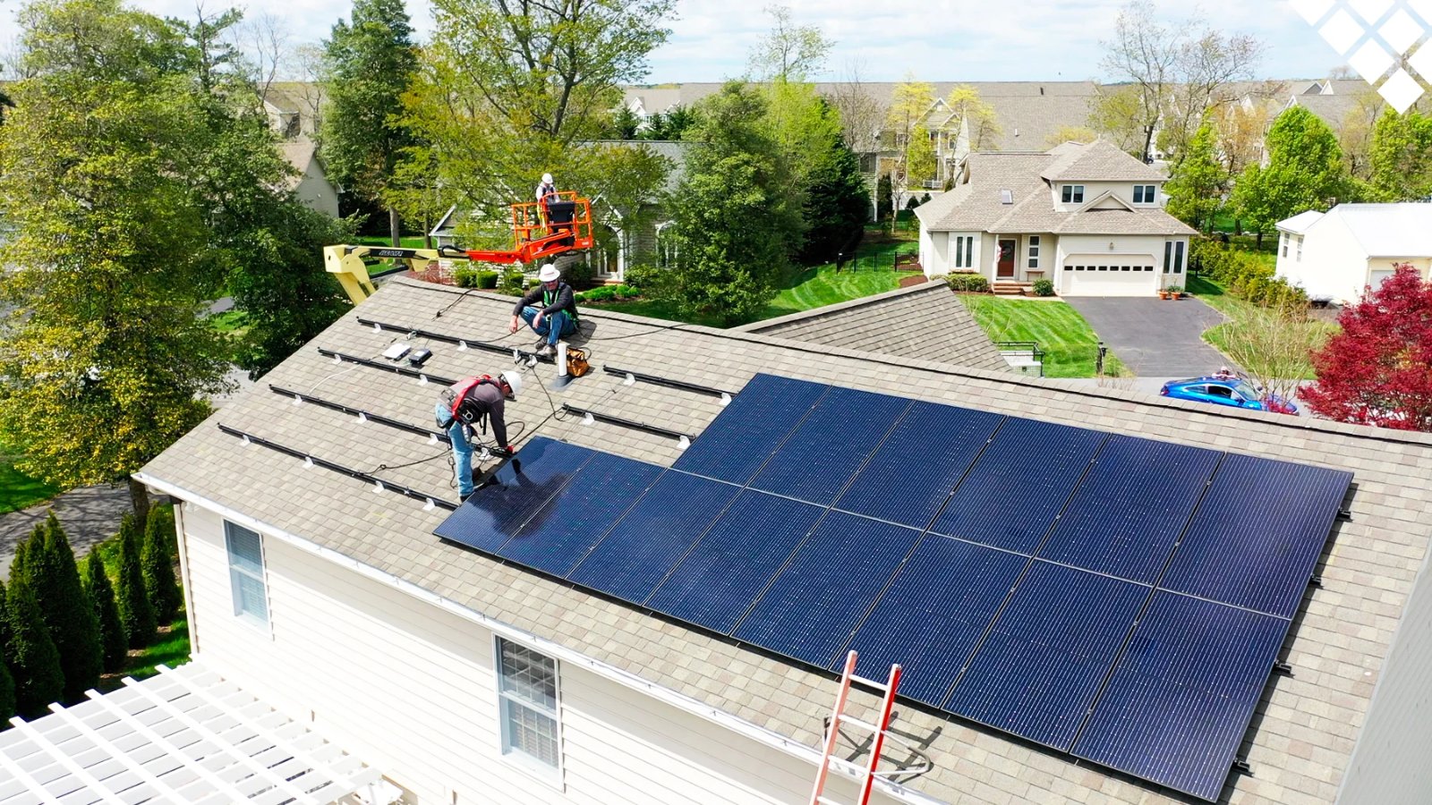 Why California solar quotes vary by 40% for the same house